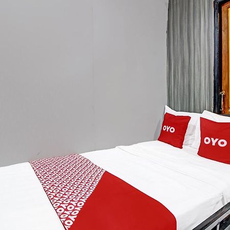 Oyo 92256 Sentosa Residence ジョグジャカルタ エクステリア 写真