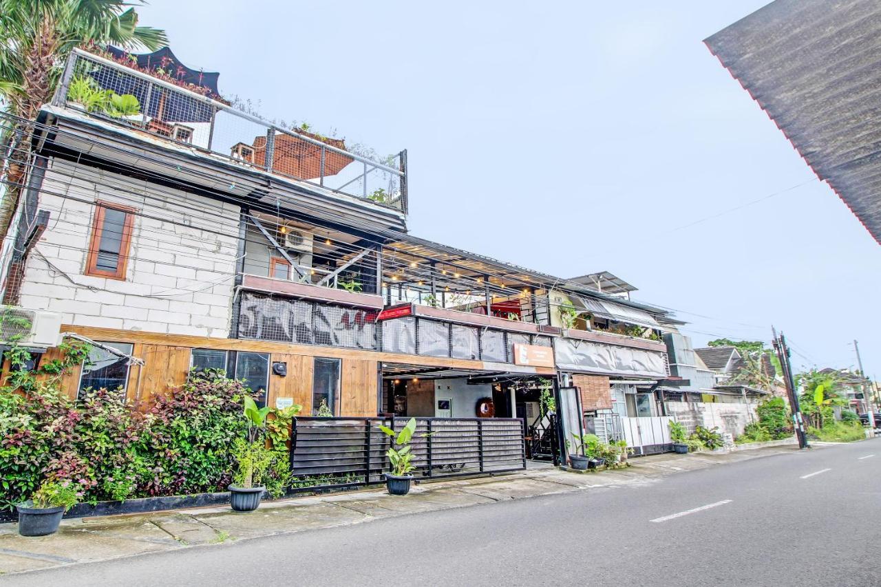 Oyo 92256 Sentosa Residence ジョグジャカルタ エクステリア 写真