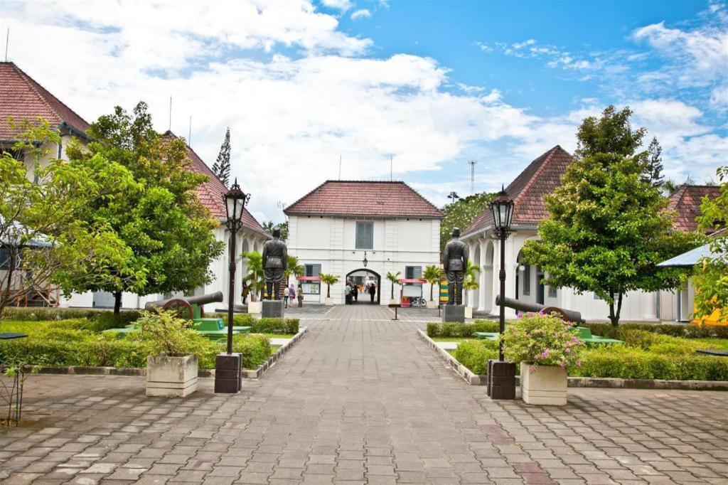 Oyo 92256 Sentosa Residence ジョグジャカルタ エクステリア 写真