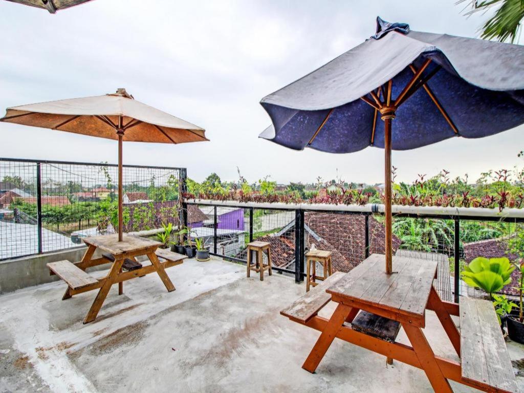 Oyo 92256 Sentosa Residence ジョグジャカルタ エクステリア 写真