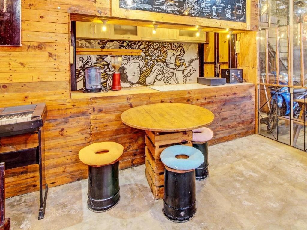 Oyo 92256 Sentosa Residence ジョグジャカルタ エクステリア 写真
